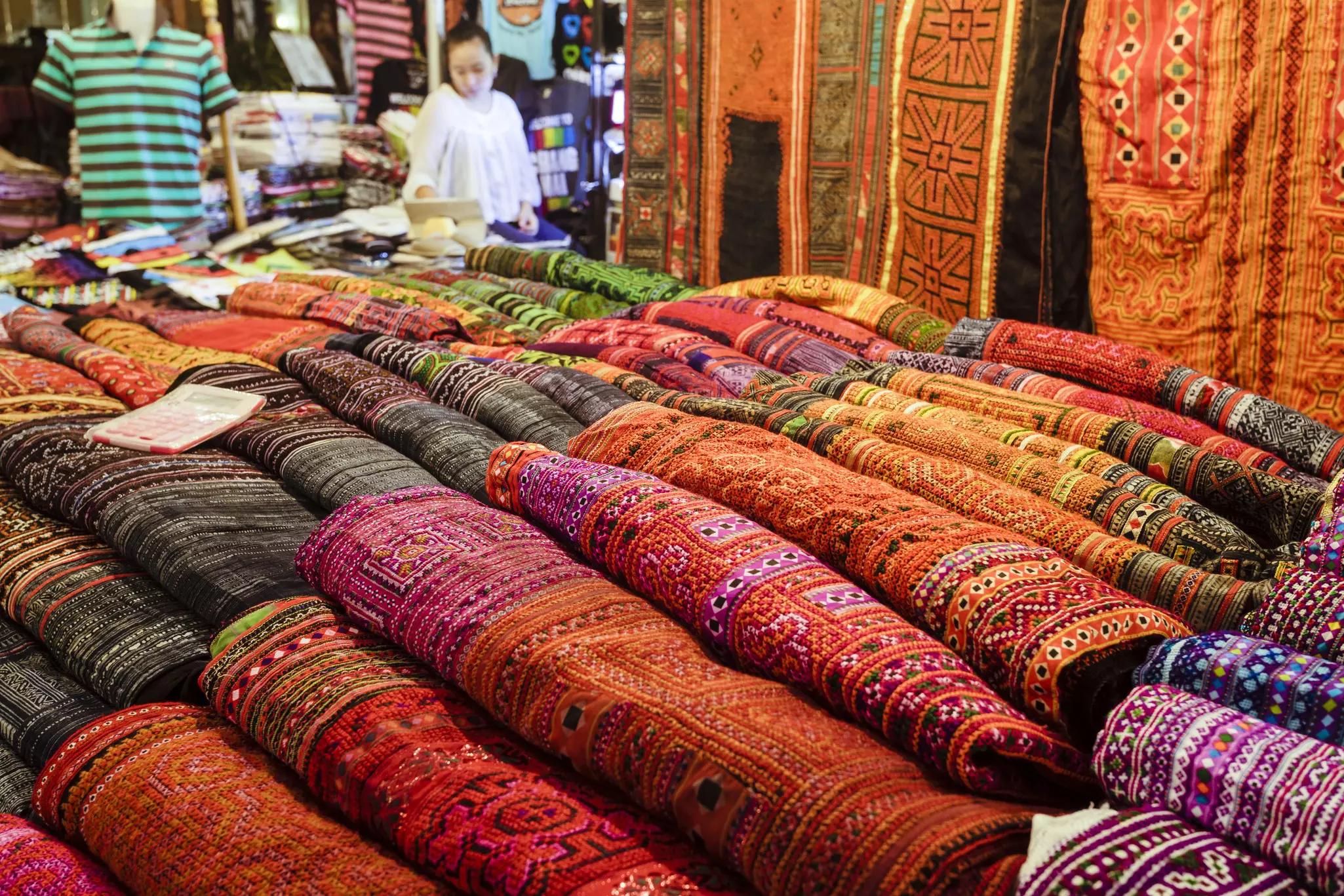 Shop for clothes and souvenirs at Chiang Mai's night markets © Travel_Motion / Getty Images