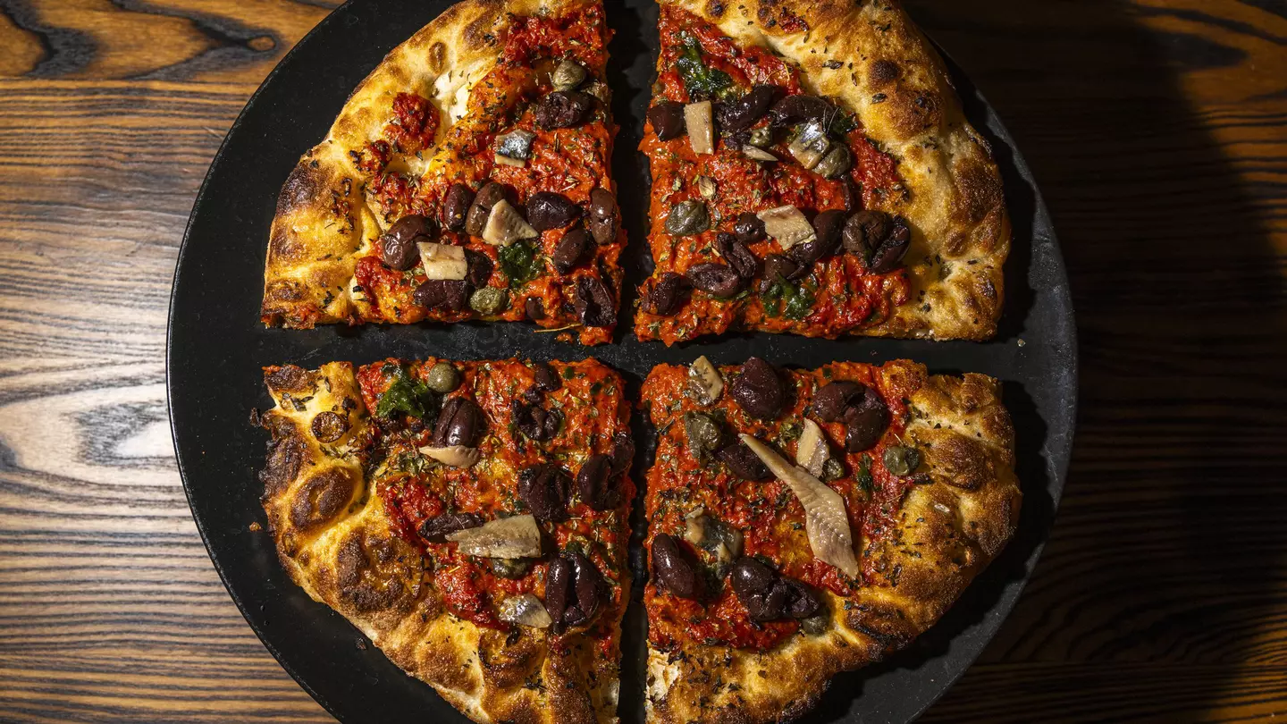 I Masanielli di Francesco Martucci in Caserta pizza, voted best in world 4 years in a row © Roberto Salomone