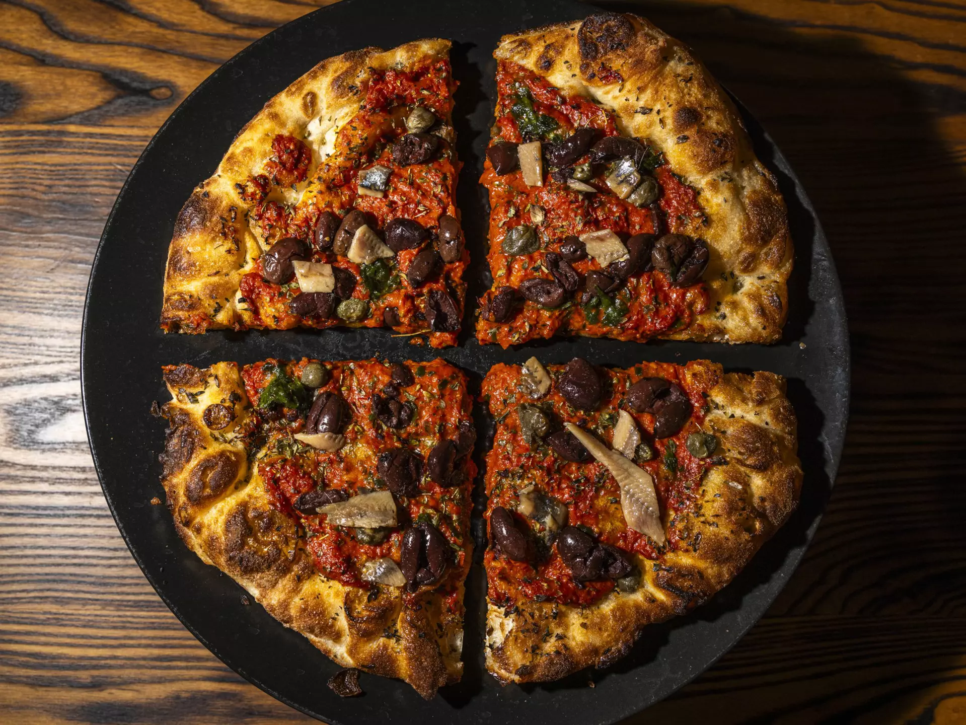 I Masanielli di Francesco Martucci in Caserta pizza, voted best in world 4 years in a row © Roberto Salomone