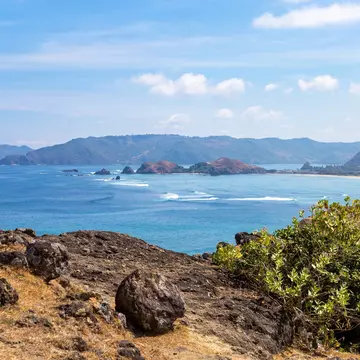 Seger Beach, Island Lombok, Indonesia, Southeast Asia.Rocks at the Seger Beach, Island Lombok, Indonesia. , License Type: media, Download Time: 2025-05-28T09:46:18.000Z, User: lonelyplanetmedia, Editorial: false, purchase_order: 65050 - Digital Destinations and Articles, job: Global Publishing WIP, client: Global Publishing WIP, other: Peterson Haggarty // SS Comp Ingestion