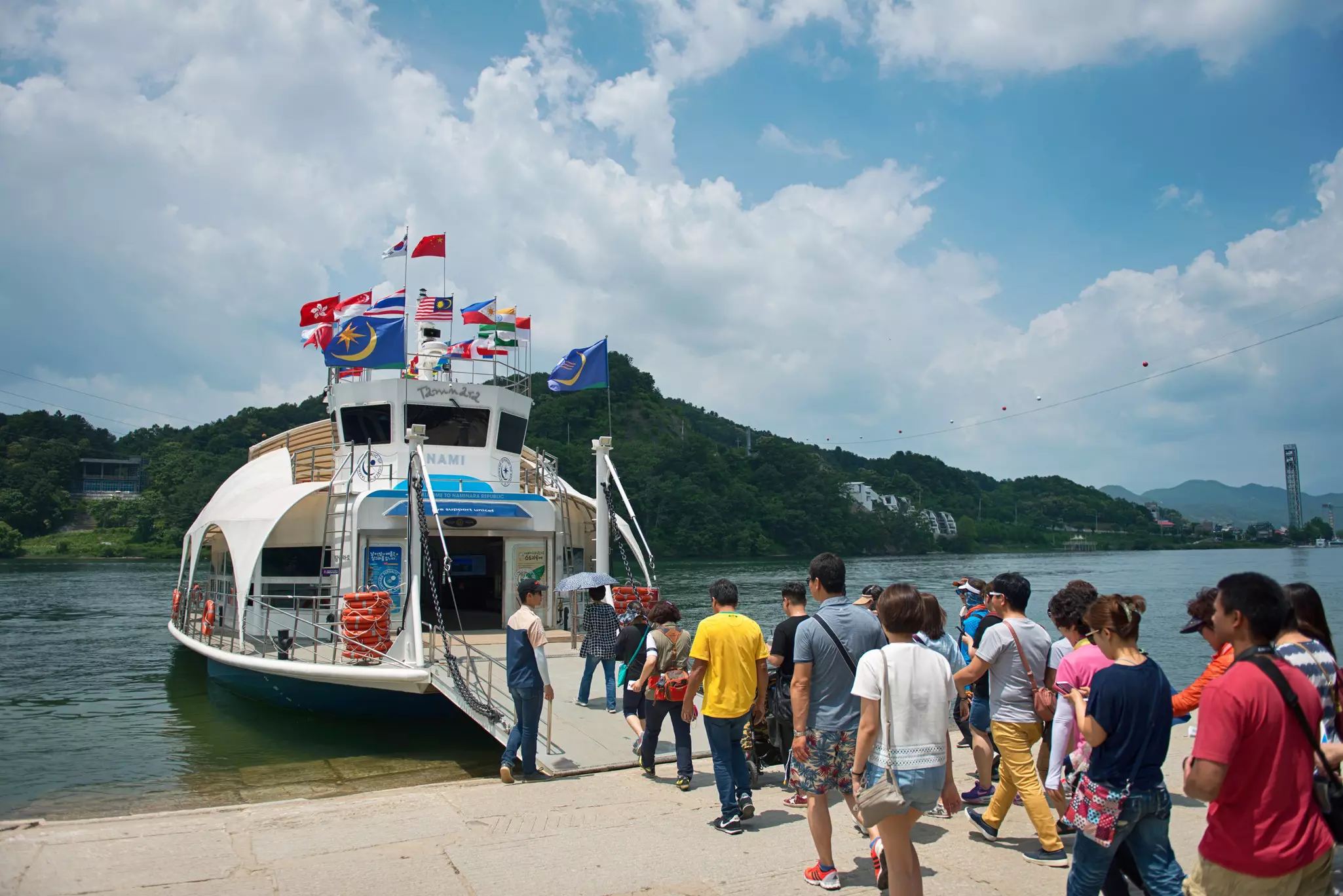 Island hoppers can take a ferry from South Korea's south coast  © studiojh / Getty Images