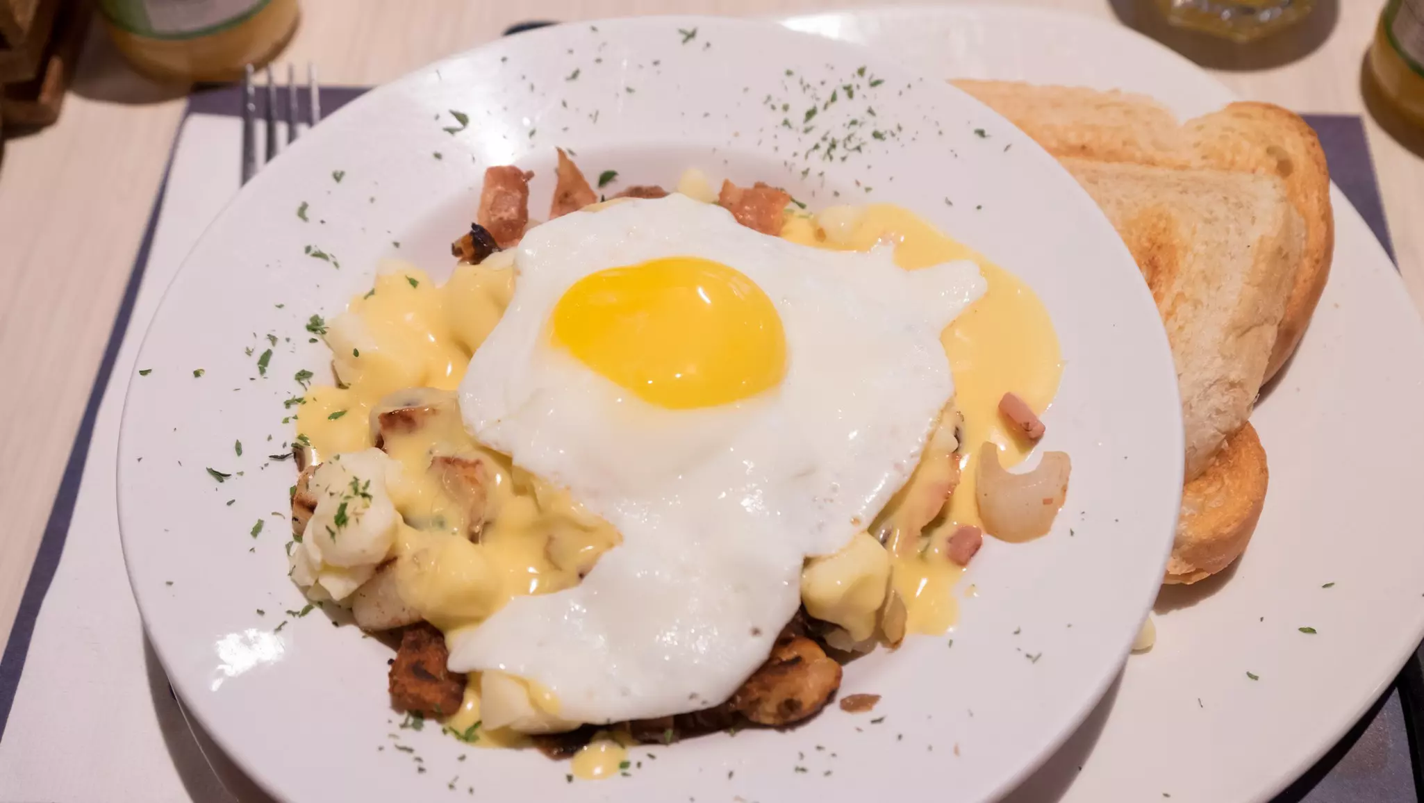 Breakfast poutine at Buffet de l'Antiquaire in Quebec City