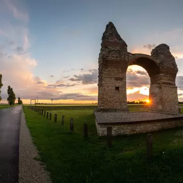 The monumental Heidentor (“Heathens Gate”) towers over the site of Carnuntum in Lower Austria © Guniva / Shutterstock