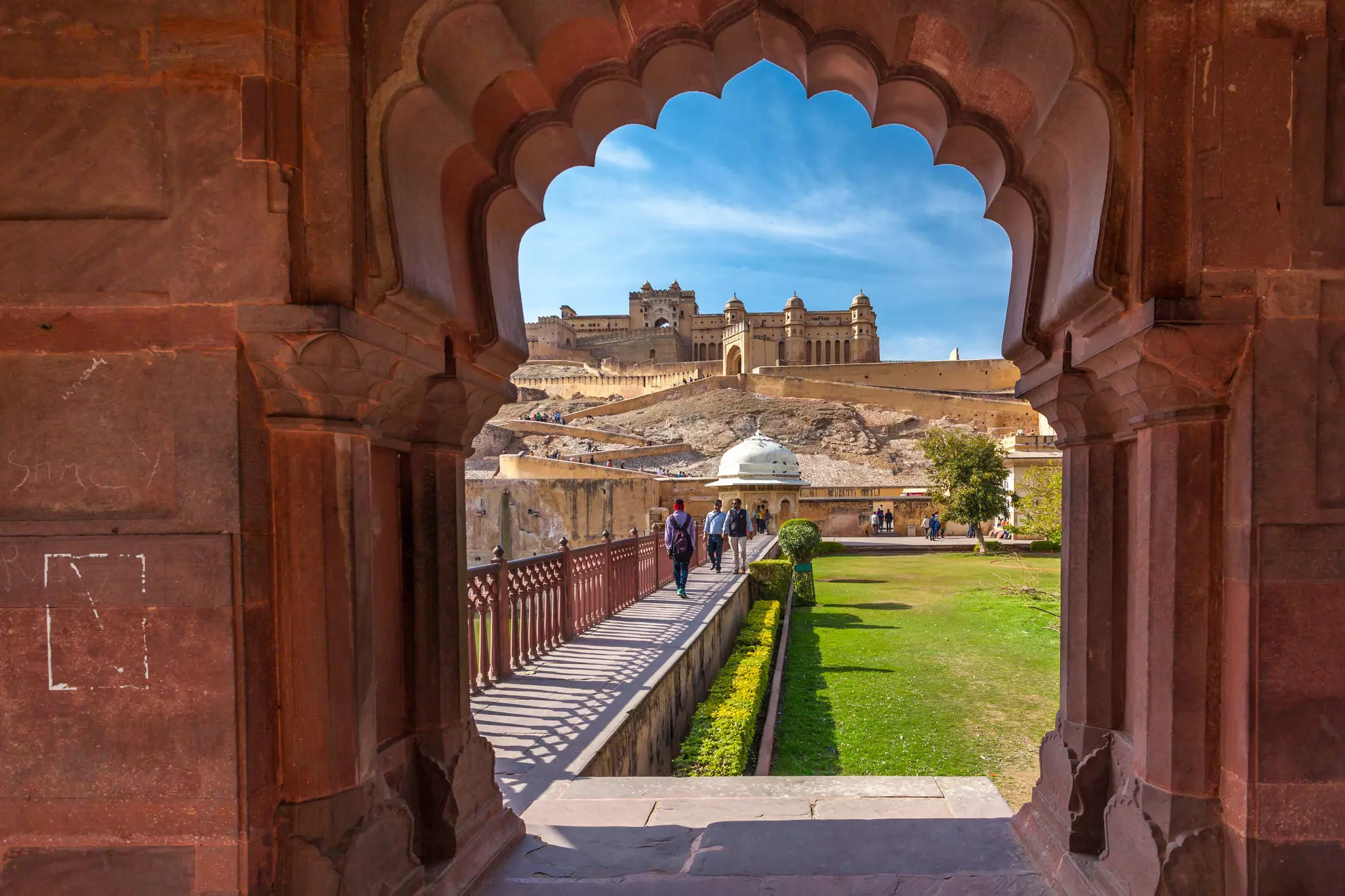 A view of Amber Fort from the fortress gardens, Jaipur, Rajasthan, India.