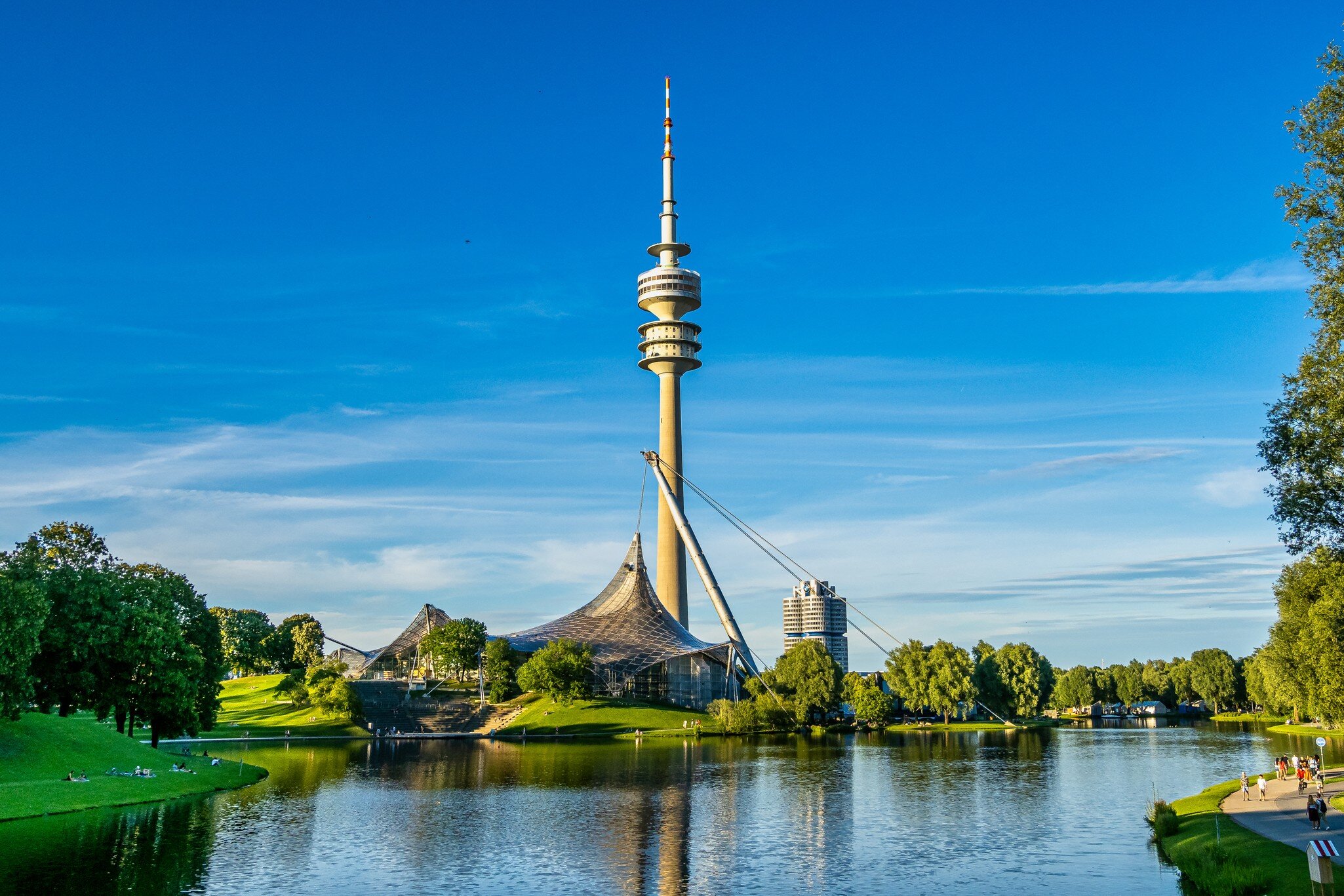 The Olympiaturm has an overall height of 291 m and a weight of 52,500 tons.