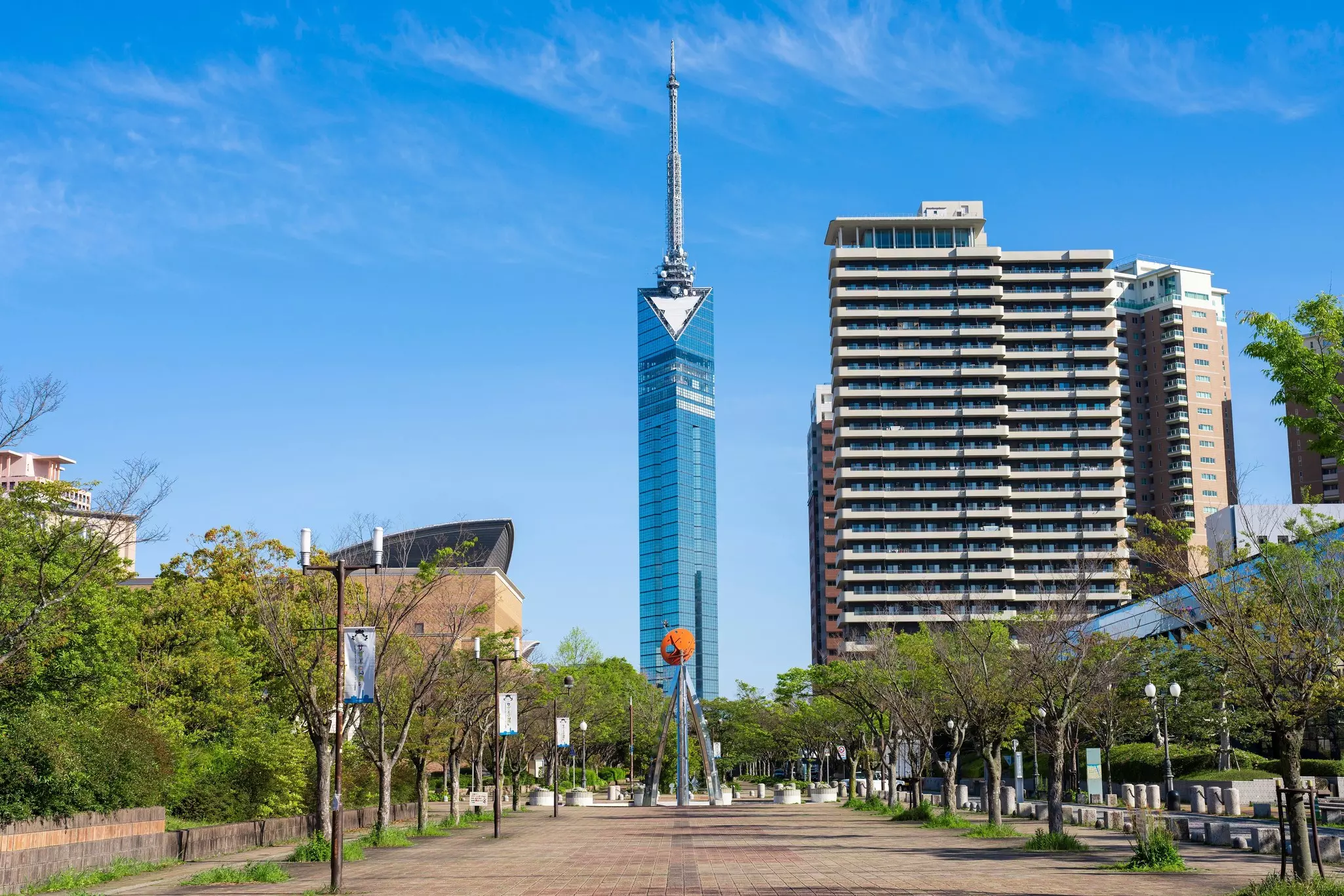 A view of Fukuoka Tower from Sazae Street. 