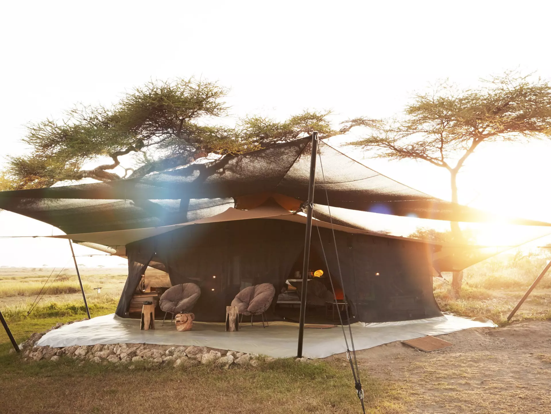 A luxury camping tent in the southern section of Serengeti National Park, Tanzania. Jonathan Gregson / Lonely Planet