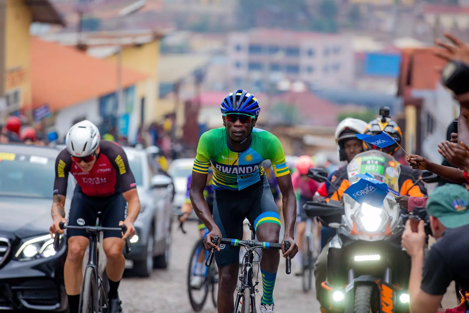 Rwanda’s famous rolling hills are the perfect terrain to balance difficulty and beauty for cyclists in the Tour Du Rwanda © Courtesy of Visit Rwanda
