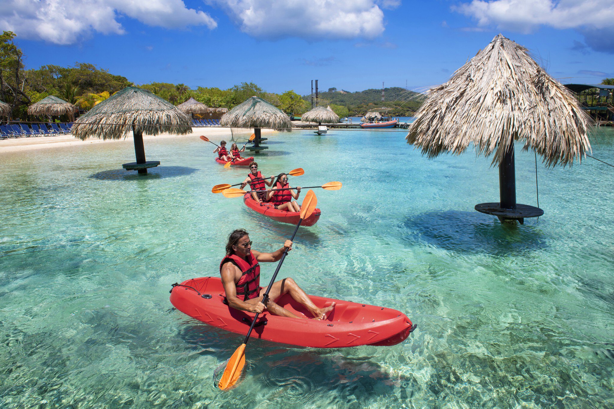 People kayaking near the beach in Roatan, Honduras
1167011568