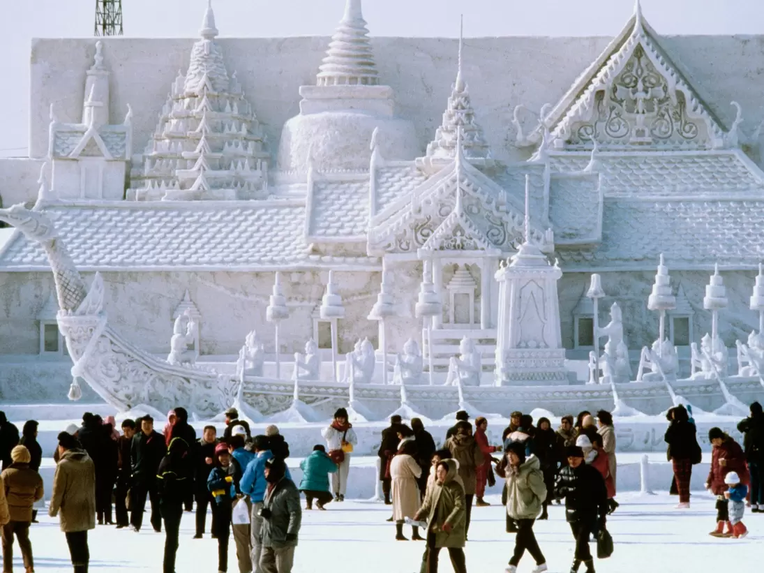 Sapporo Snow Festival, held every February, draws many visitors to Hokkaidō © Glowimages RF / Getty Images