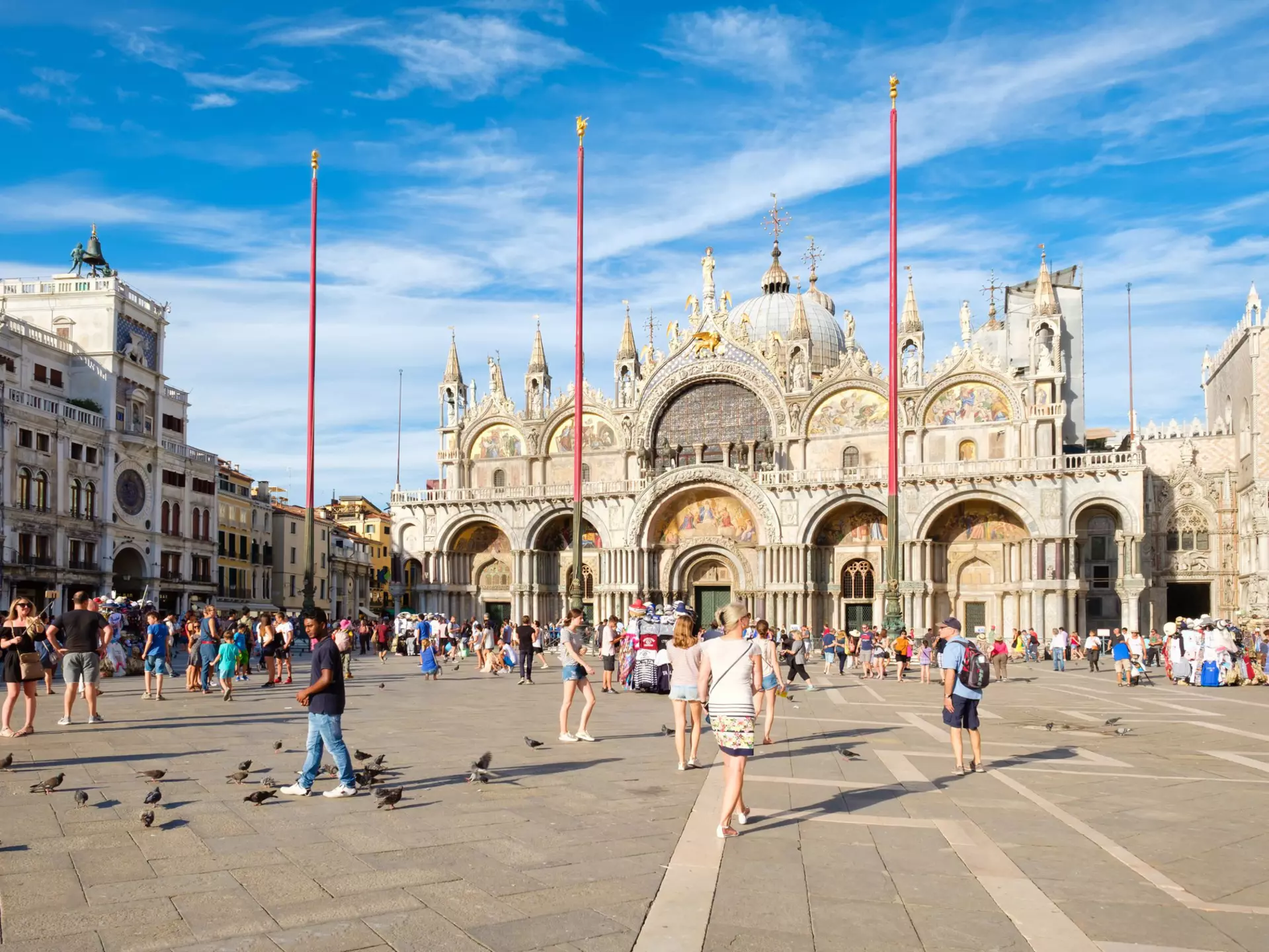 If you're heading to stunning Italy for the first time, read on for our essential tips. Kamira / Shutterstock