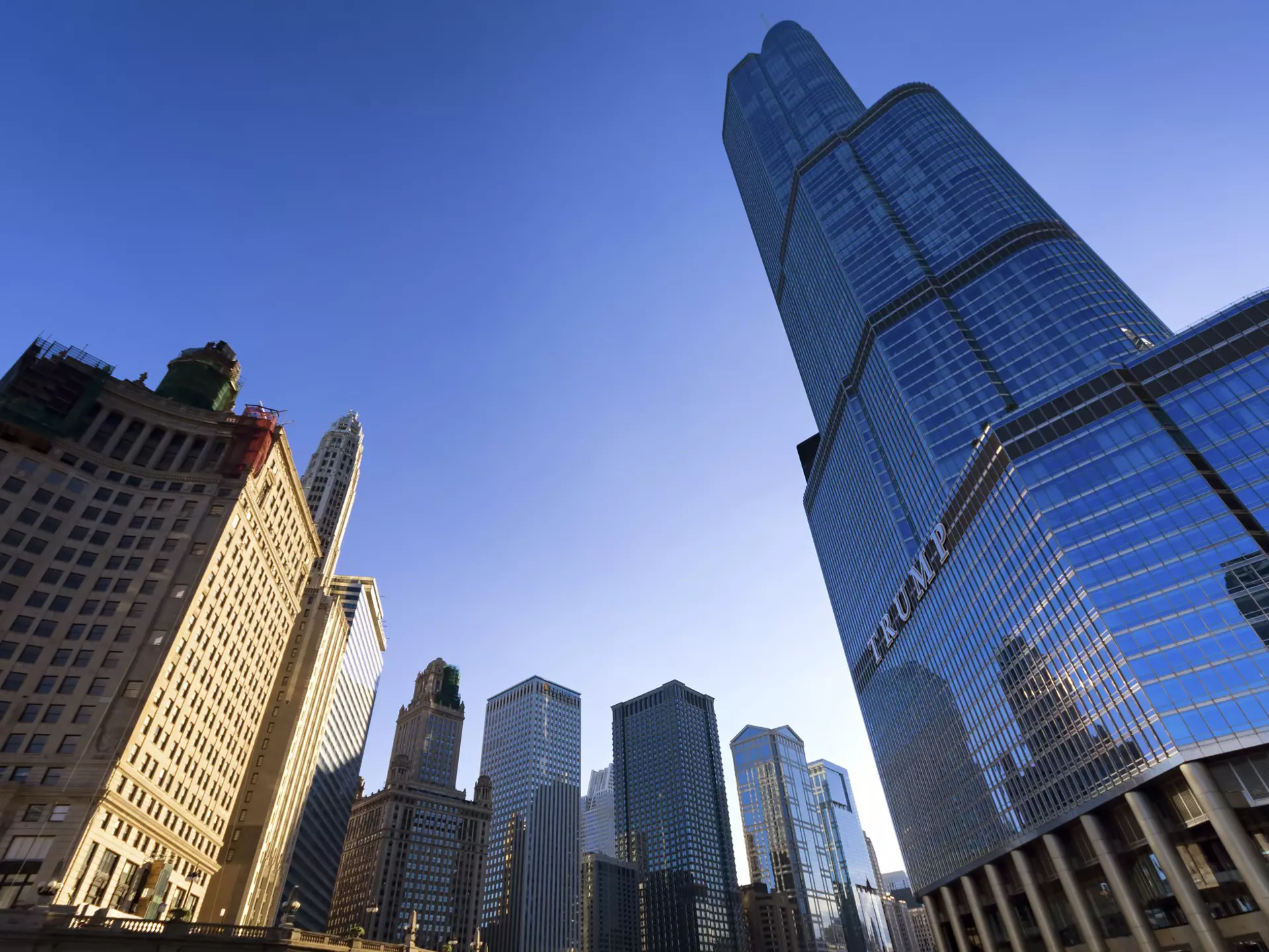 USA, Illinois, Chicago, view to Trump Tower from below