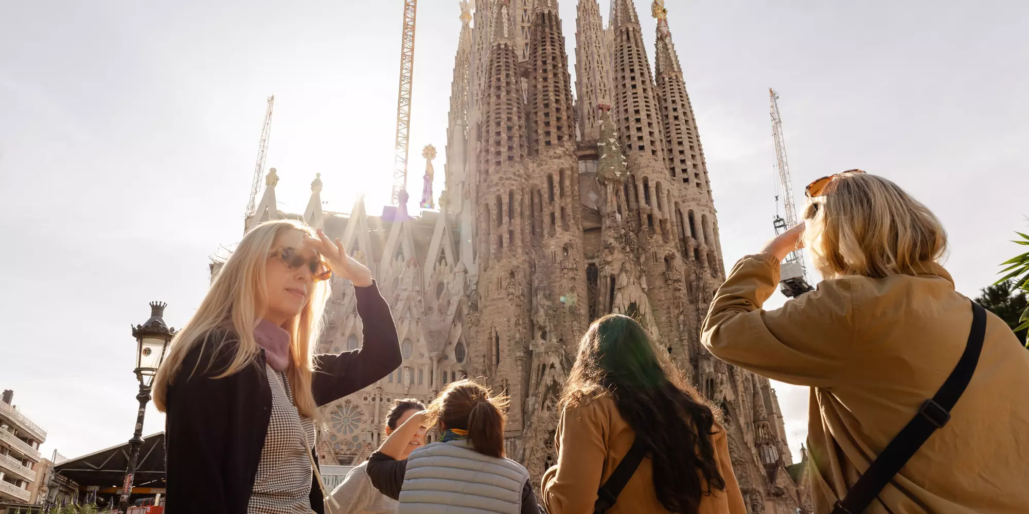 Northern Spain with LP Journeys, March 2026
Day 1: Barcelona
Scenes around Sagrada Familia
