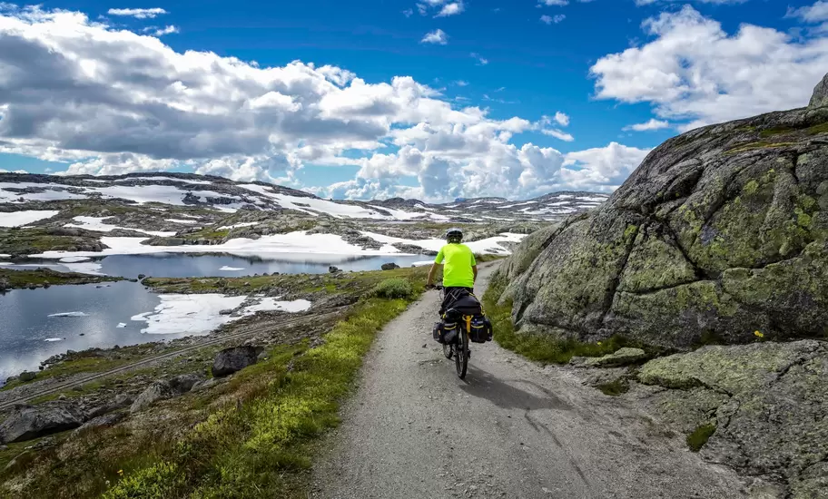 Rallarvegen route through Hardangervidda National Park