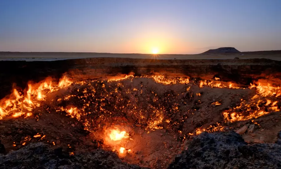 Gates to Hell, aka Darvaza Gas Crater. Man made crater, 40 years on and still burning strong. Derweze, Turkmenistan