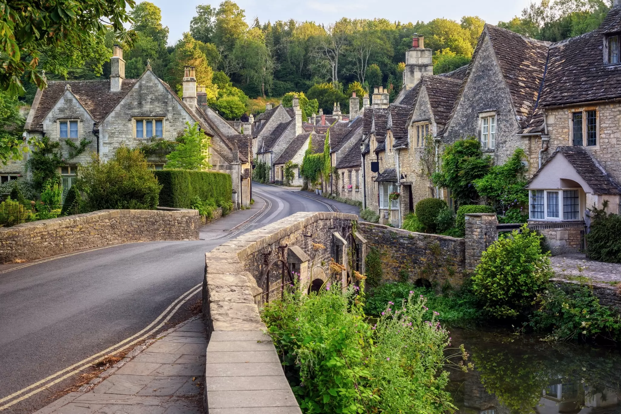 Explore the Cotswolds, a region filled with natural beauty, quaint villages and quintessentially English charm. Boris Stroujko / Shutterstock
