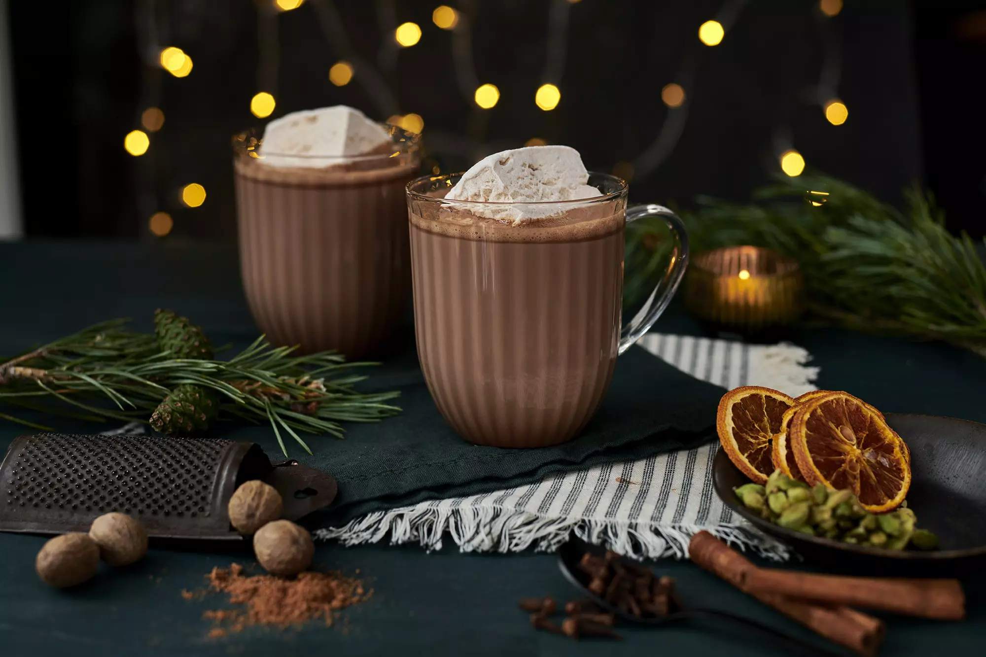 Warm up with a festive Knoops hot chocolate with cinnamon, nutmeg, cloves, ginger, white pepper, cardamom and orange © Jamie Lau