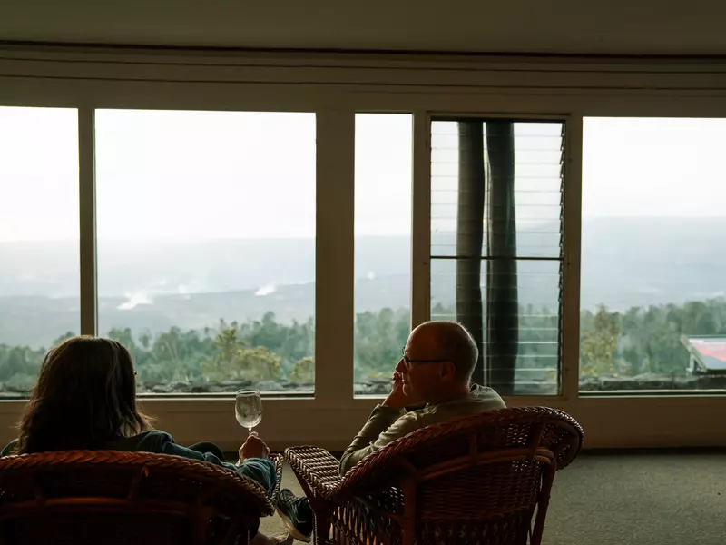 Volcano, HI. Dec 8, 2024. A viewing area in the Volcano House lobby looks out over Halemaumau Crater. Guests can bring drinks from Uncle George’s to the area and watch the sun set.Photo Credit: Michelle Mishina Kunz // @michelle.mishina
BIT 2026