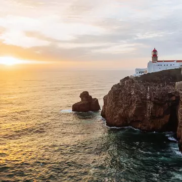 Head to Cabo de São Vicente for some fantastic cliff views © Alexander Spatari / Getty Images