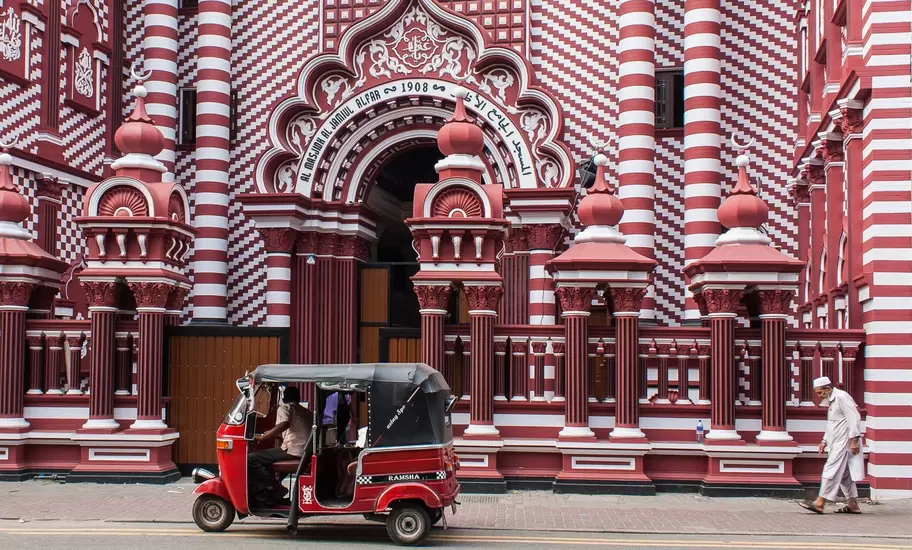 Tuk Tuk in Sri Lanka