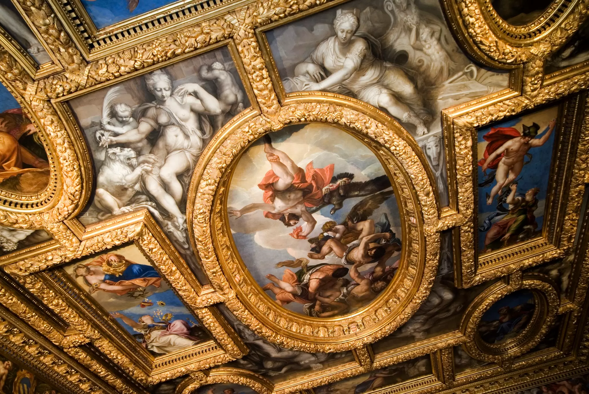 Frescoes on the ceiling of the Sala del Consiglio dei Dieci (Chamber of the Council of Ten) in Palazzo Ducale in Venice, Italy.