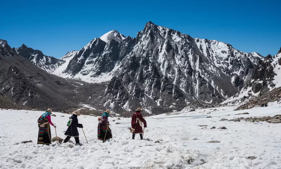 Buddhist pilgrims walking the kora around Mt. Kailash
174364640
ice, sky, bon, cold, kora, asia, high, blue, holy, snow, peak, shiva, white, tibet, steep, range, china, hiking, travel, cloudy, sacred, nature, outdoor, worship, glacier, kailash, tibetan, plateau, hinduism, himalaya, buddhism, mountain, altitude, religion, religious, landscape, pilgrimage, mount