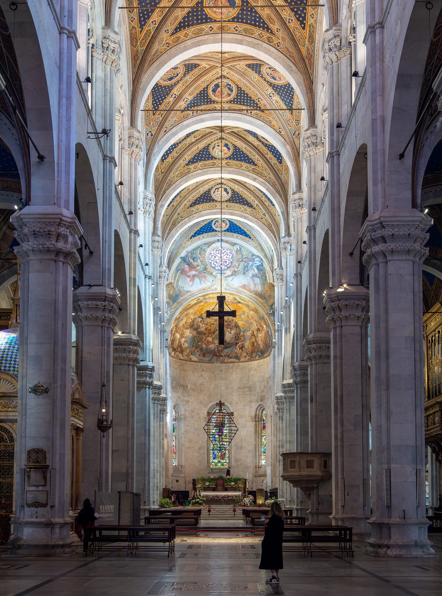 An interior view of the Lucca⁩⁦ Cathedral (Duomo di ⁩⁦Lucca⁩, ⁩⁦Cattedrale di San Martino⁩⁦).