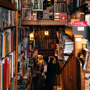 The Gently Mad Book Shop & Bookbinder, Edinburgh, Scotland. March 2026.