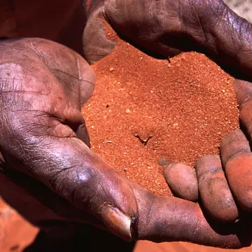 To license this image contact:.Lonely Planet Images.email: lpi@lonelyplanet.com.au.phone: 61 3 8379 8181
148749668
1 person, Aborigine, Close-up, Indigenous Australian, colourful, day, hand, indigenous, male, man, nature, outback, outdoors, people, sand, senior man, Australasia, Australia, South Australia