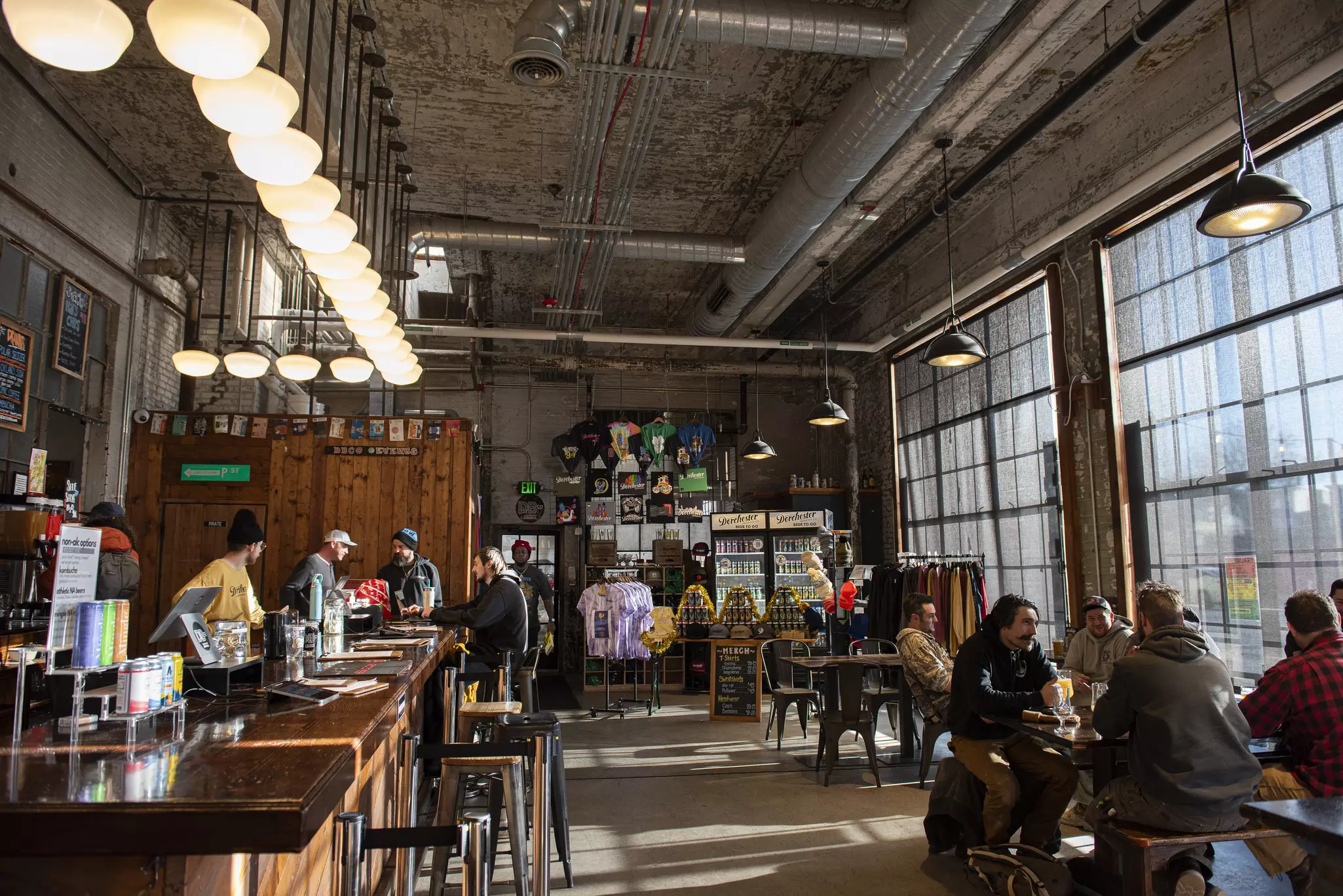 Dorchester Brewing Co offers smooth and satisfying craft beers, brewed right here in the heart of Dorchester © Anthony Tulliani / Lonely Planet