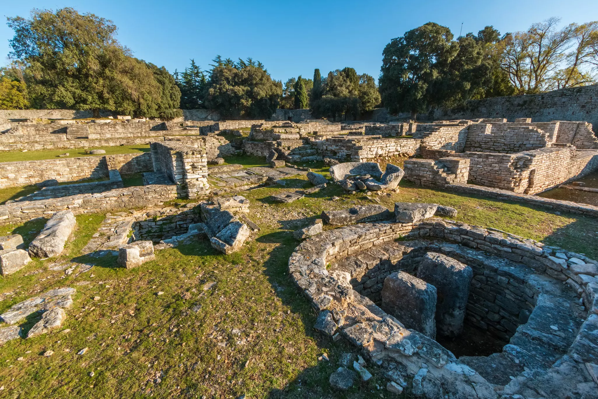 When visiting Veliki Brijun, don't miss the ruins of Castrum © Xseon / Shutterstock
