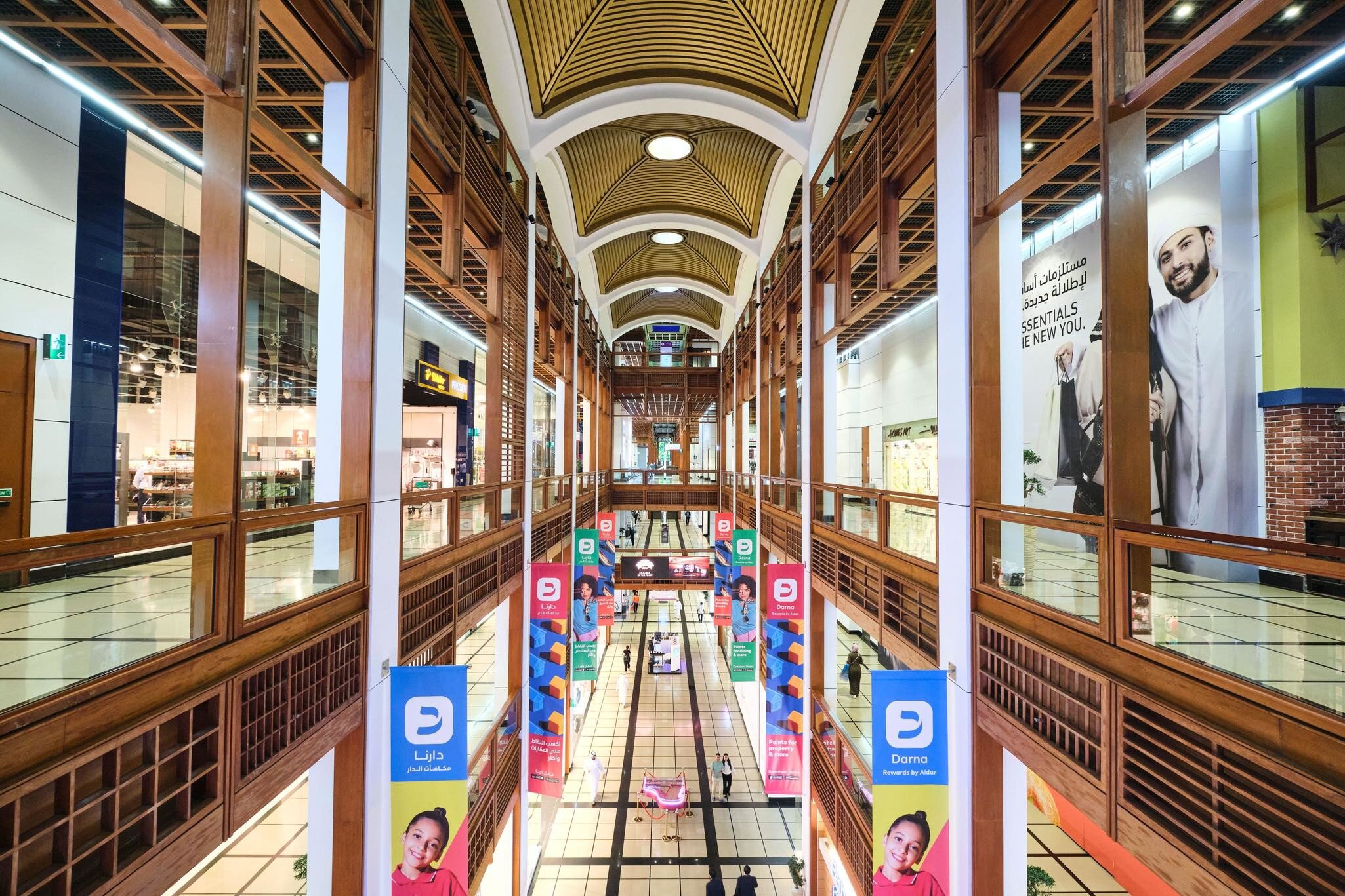2PK1R68 A view of the various levels of the modern take on the traditional, wood souk design. At the Foster & Partners designed World Trade Center shopping ma
2PK1R68
Abu, Dhabi, UAE, Mall, Shopping, World, Trade, Center, Foster, &, Partners, Souk, Architecture, Darna, Banners, Ads, Advertisements, Arched, Attraction, Business, City, Cool, Cultural, Culture, Design, Downtown, Famous, Floors, Heritage, Historic, History, Indoor, Inside, Interior, Landmark, Levels, MIddle, East, Modern, Muslim, New, Persian, Gulf, Signs, Style, Tile, Tourism, Tourist, Traditional, United, Arab, Emirates, Urban, Wood
**RIGHTS MANAGED** A view of the various levels of the modern take on the traditional, wood souk design. At the Foster & Partners designed World Trade Center shopping mall