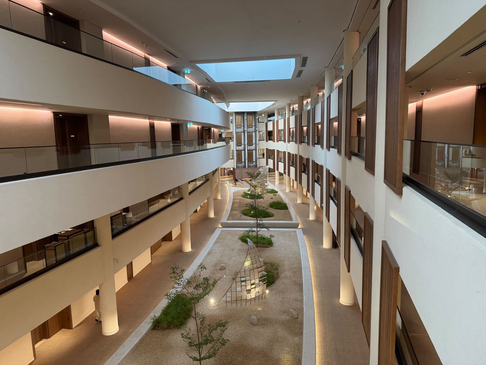 Erth hotel, Abu Dhabi