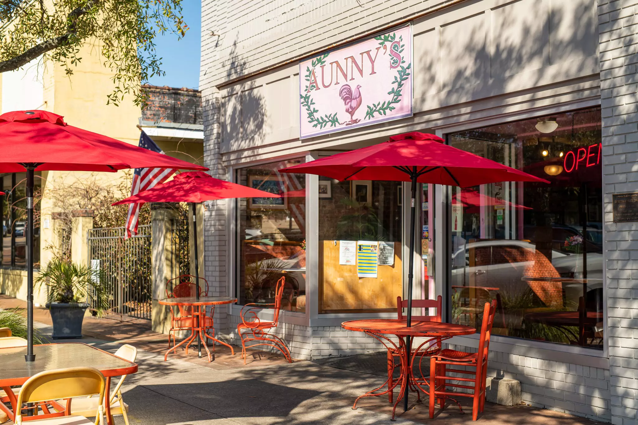 Georgetown is a lovely waterfront town filled with live oaks and tons of Southern charm © Michele Coleman/Lonely Planet