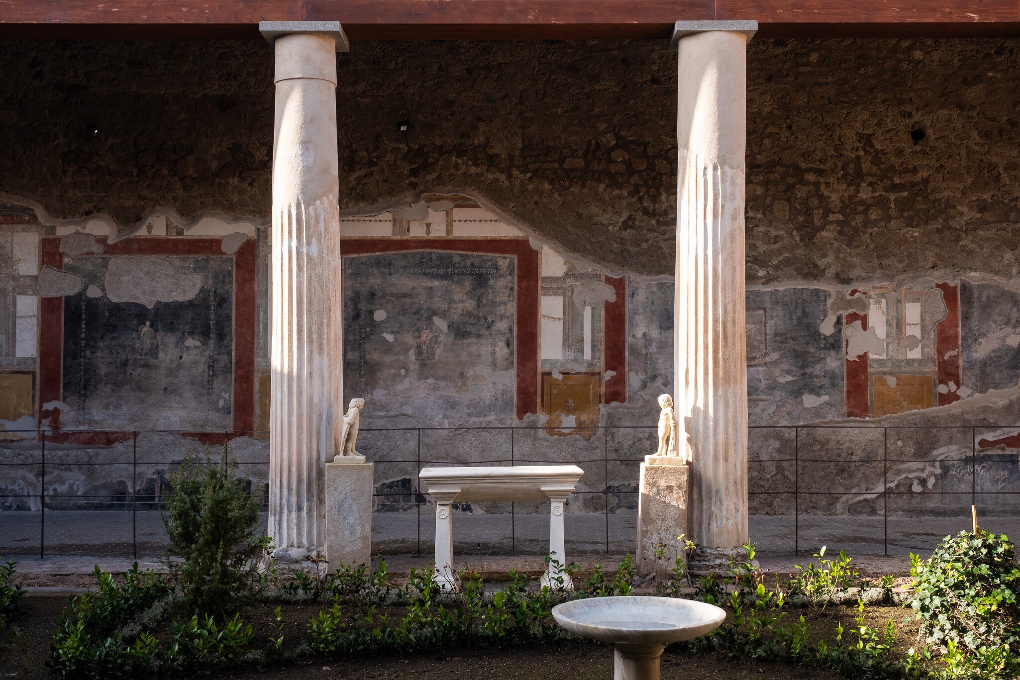NAPLES, ITALY - JANUARY 10: The Peristyle of the domus House of the Vettii at the Archaeological Park of Pompeii, during the inauguration day of the reopening of the House of the Vettii, January 10, 2023. The House of the Vettii is a domus from Ro...