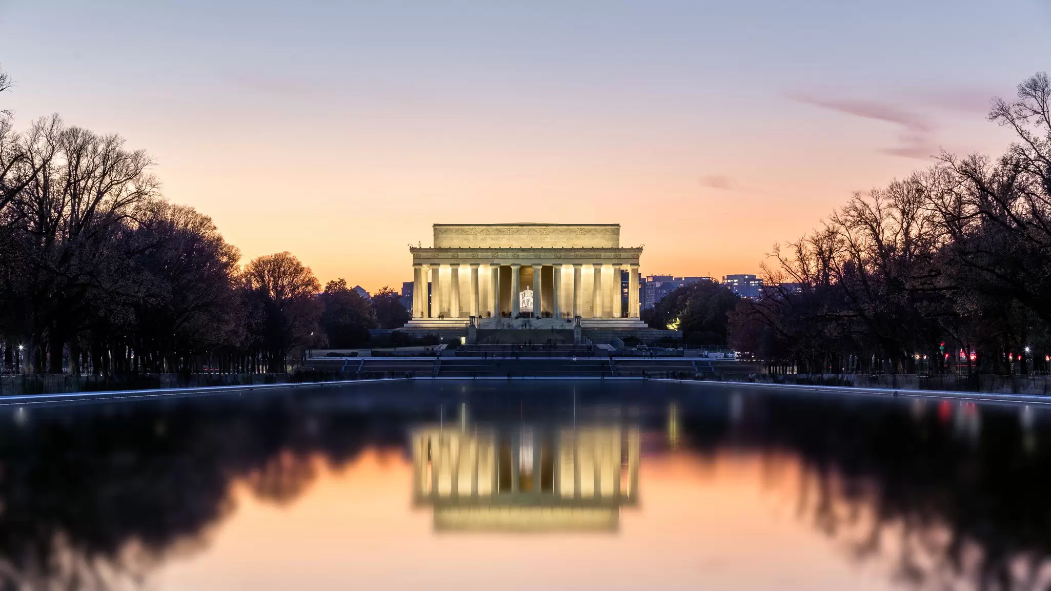 Sunset at Lincoln Memorial