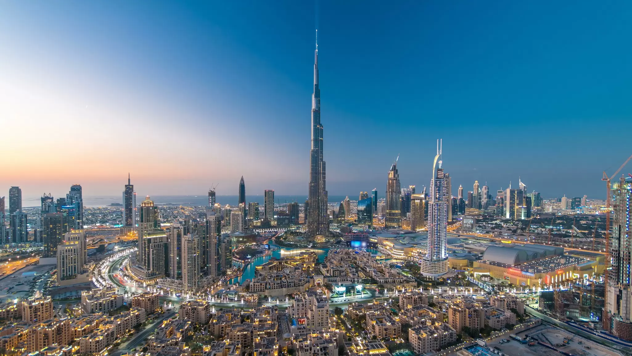 Cityscape view of the Burj Khalifa in Dubai, United Arab Emirates