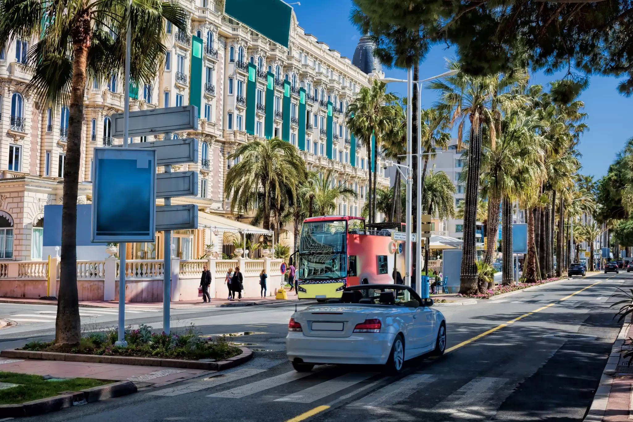 Promenade de la Croisette in Cannes, France. ArTono / Shutterstock