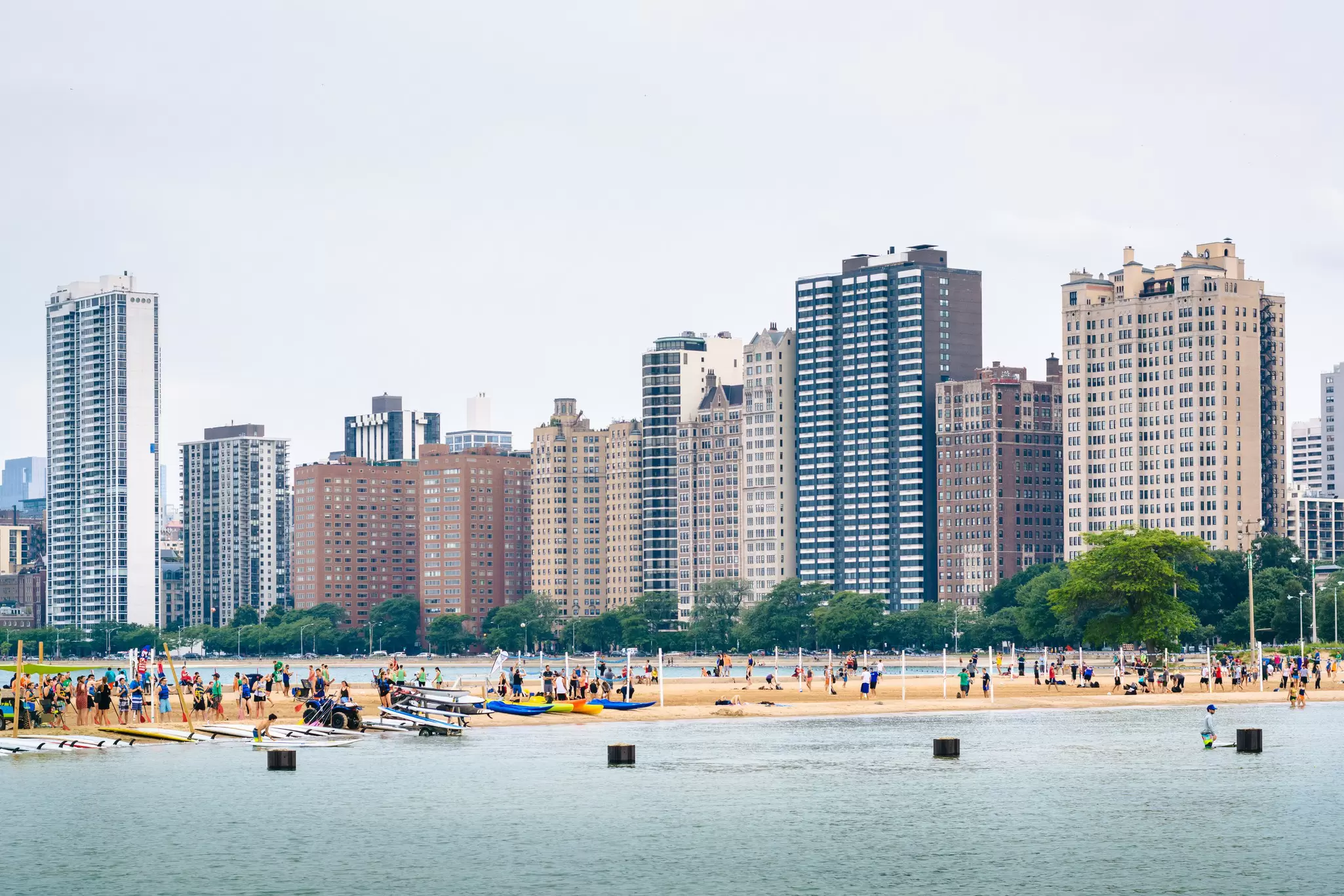View of North Avenue Beach in Chicago, Illinois, License Type: media, Download Time: 2025-01-27T19:42:23.000Z, User: adouglaslott59, Editorial: false, purchase_order: 65050 - Digital Destinations and Articles, job: future digital articles, client: future digital articles, other: Ann Douglas Lott