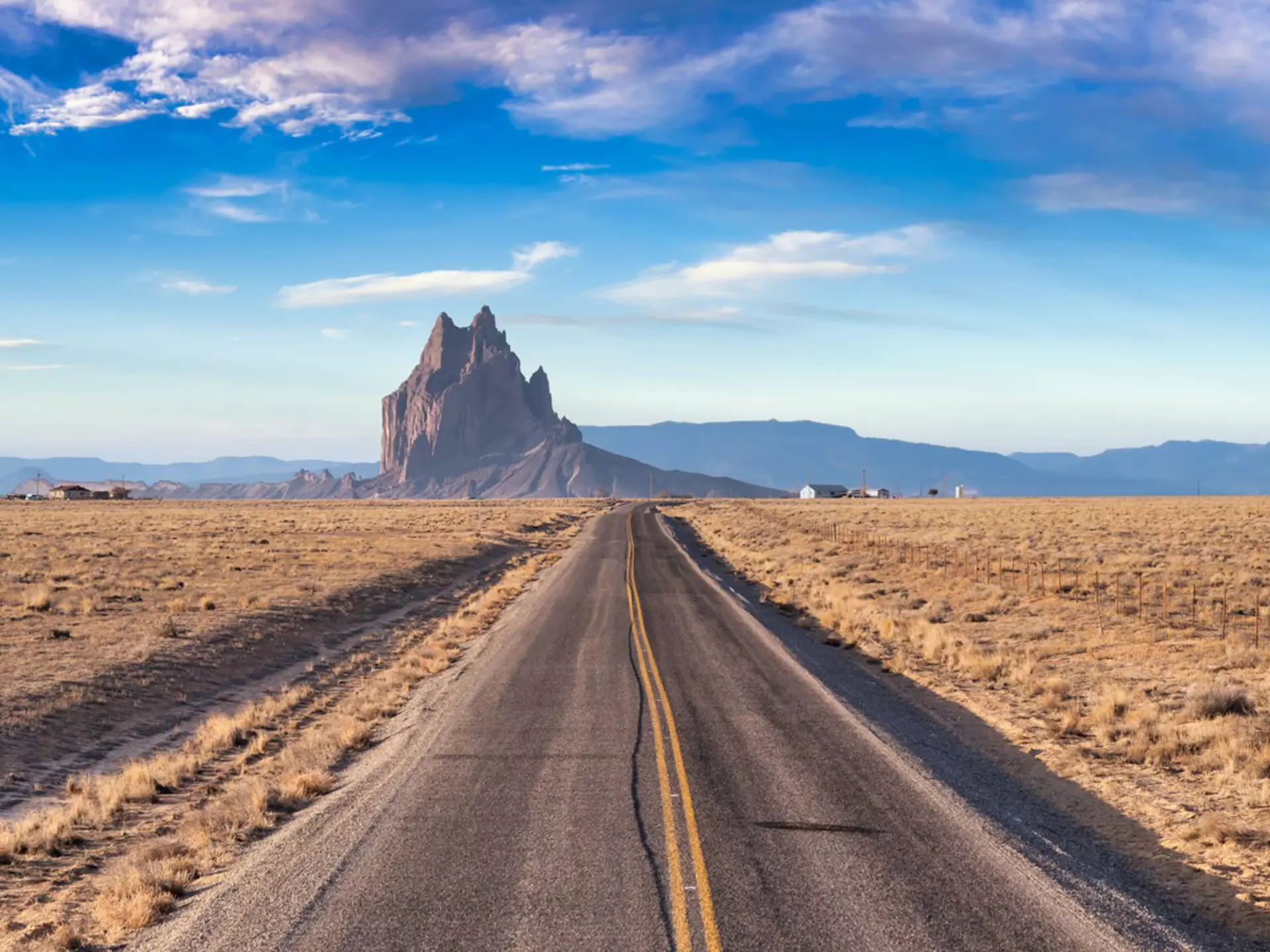 From desert landscapes to historic townships, here are five unforgettable road trips to explore New Mexico. EB Adventure Photography/Shutterstock