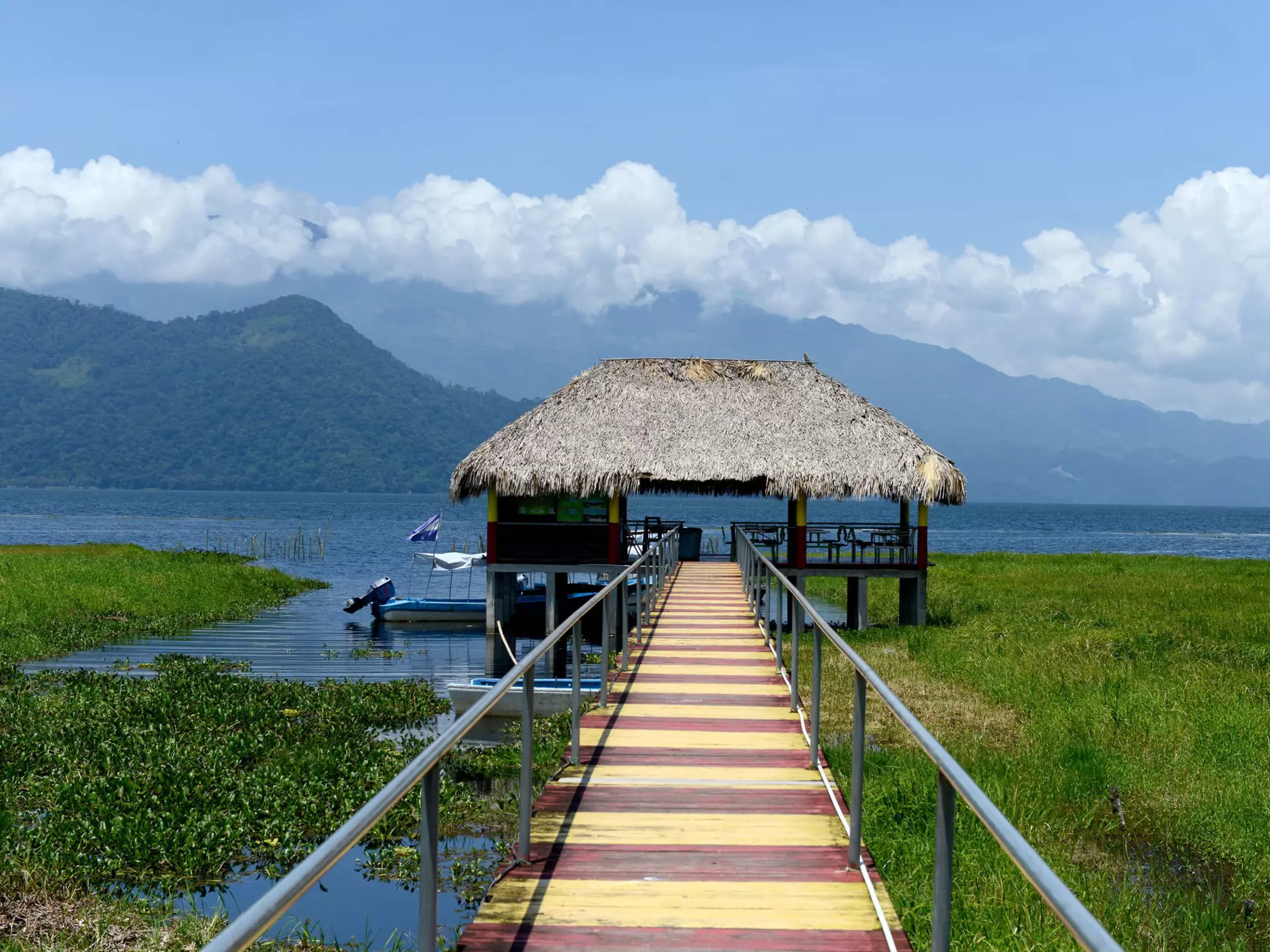 Thatched boathouse, Lake Yojoa, Honduras. Jpiks / Shutterstock