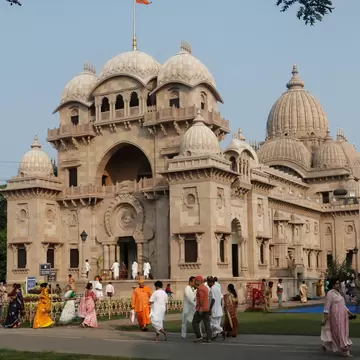  SriRamakrishna temple and gathering.of devotees in Belur Math, Howrah, Kolkata, West Bengal, India. 