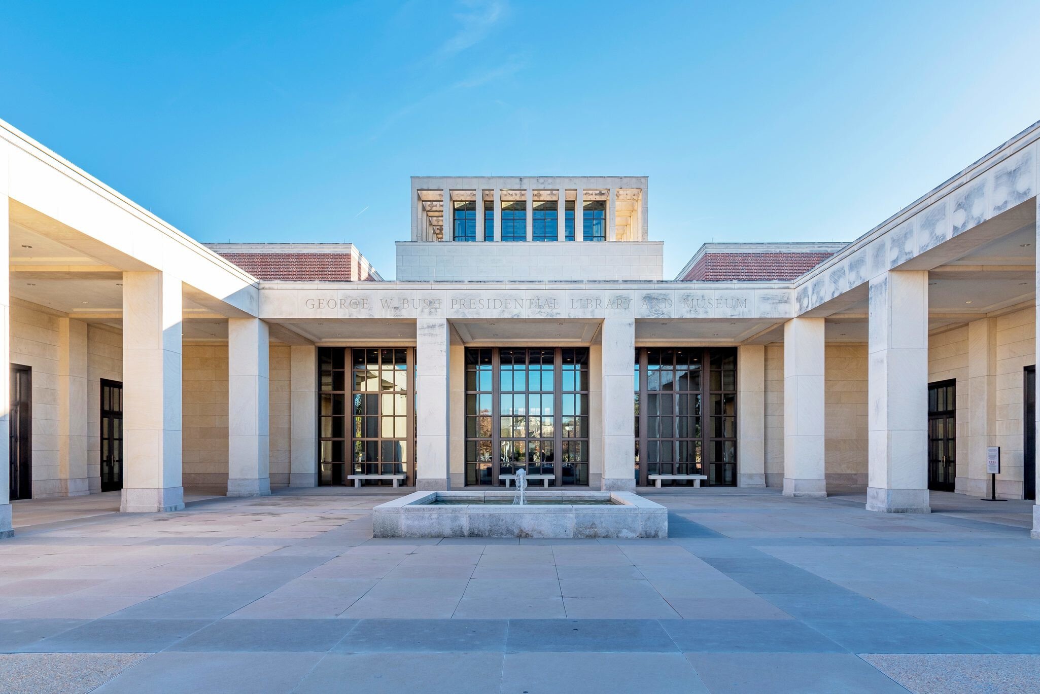 George W Bush Presidential Library and Museum front entry and fountain.