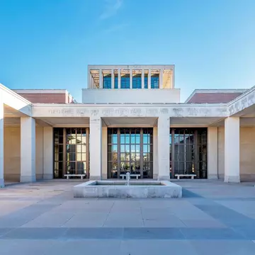 George W Bush Presidential Library and Museum front entry and fountain.