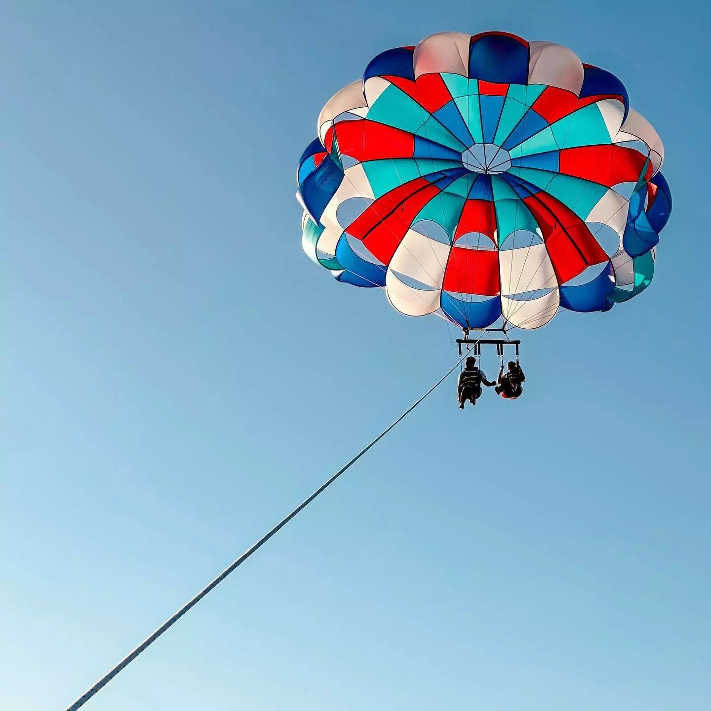 Parasailing in the Gulf Coast Capital. Courtesy of Visit Corpus Christi