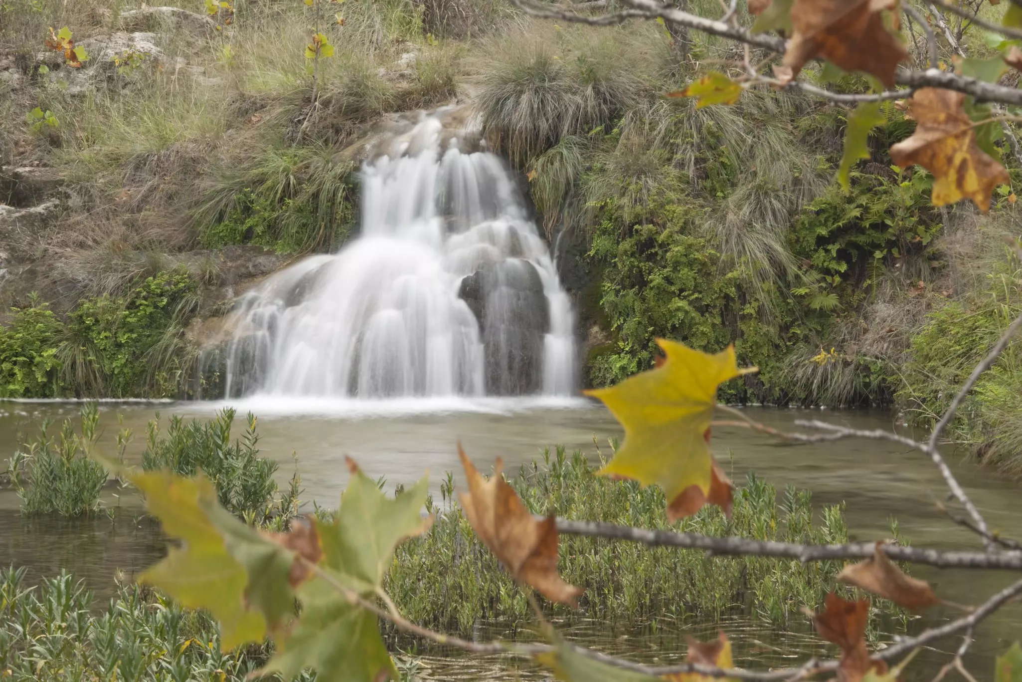 Cascading waterfall in the Spicewood Springs Brook ©  dhughes9 / iStockphoto / Getty Images