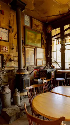 Genoa Bar and Saloon