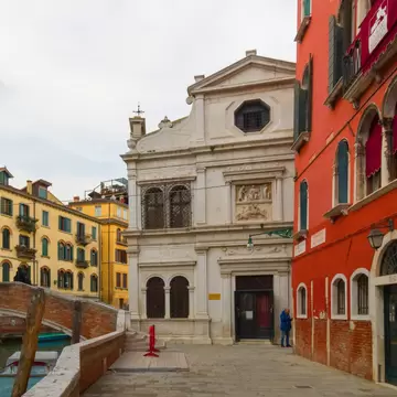 The building of the Scuola Dalmata dei Santi Giorgio e Trifone that hosts inside the paintings of Carpaccio