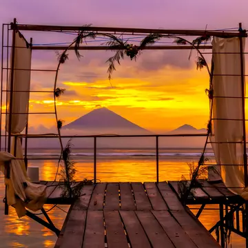 Canopy for romantic photo shoots, Gili Trawangan, Indonesia.