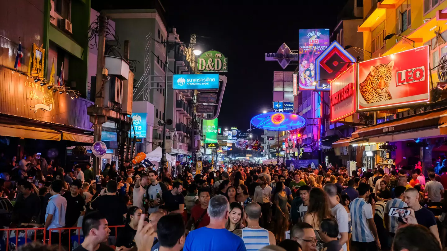 Khao San Road, Bangkok / Thailand - January 2019: Khao San Road is a very popular place for backpackers and travelers.  License Type: media  Download Time: 2024-03-11T10:32:10.000Z  User: Norma.PrauseBrewer_LonelyPlanet  Is Editorial: Yes  purchase_ord...